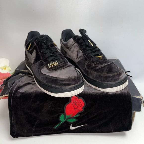 Nike Air Force 1 Rose Sneakers with Gold Accents - Picture 1 of 7